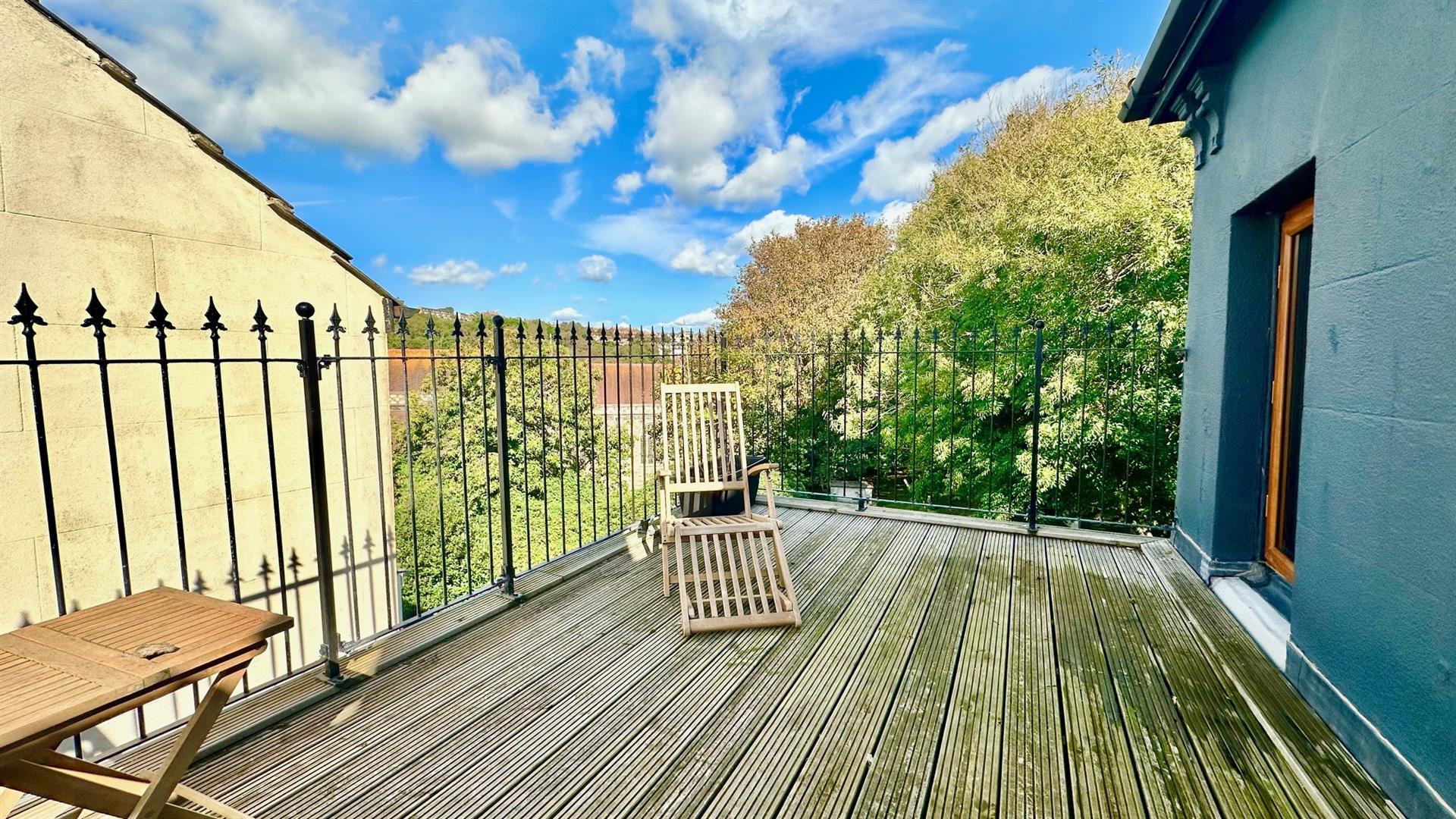 4 bed property in Tackleway, Hastings